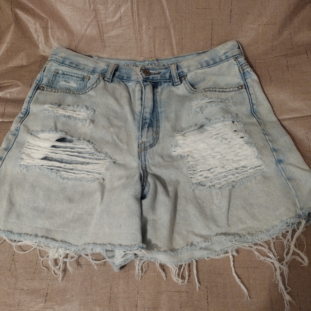 American Eagle high-waisted jeans shorts